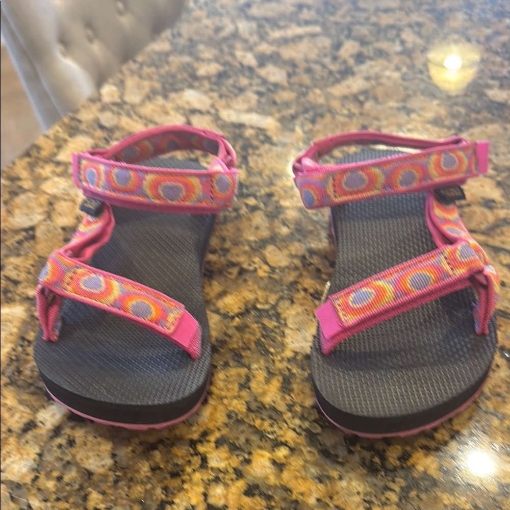 Tevas girls sandals